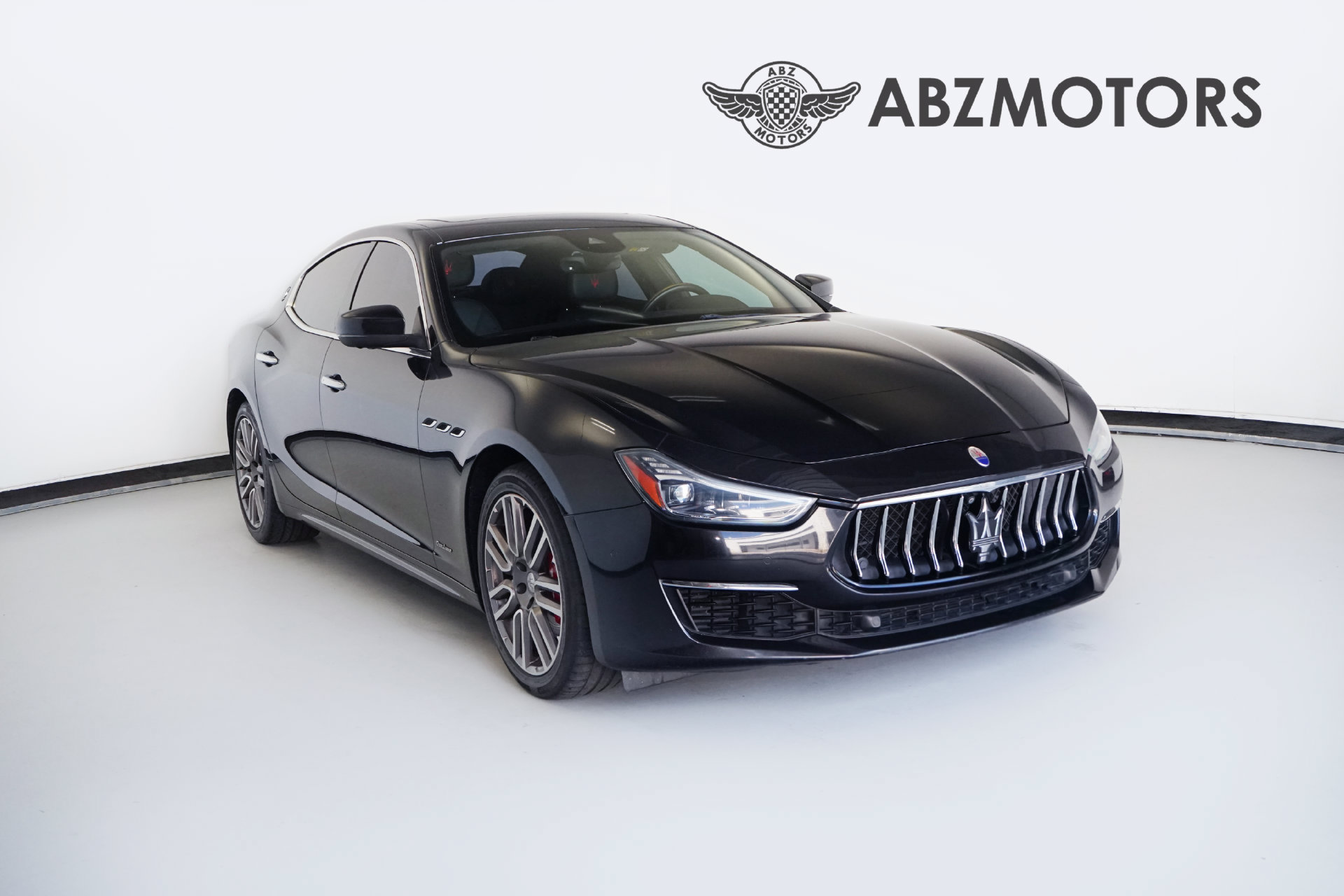 Used 2018 Maserati Ghibli GranLusso RWD image 1