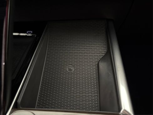 New 2025 Cadillac Escalade ESV Sport Platinum image 33