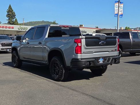 Used 2024 Chevrolet Silverado 1500 ZR2 w/ ZR2 Bison Edition AWD/4WD image 12