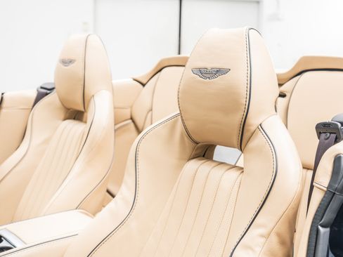 Used 2016 Aston Martin DB9 GT RWD image 28