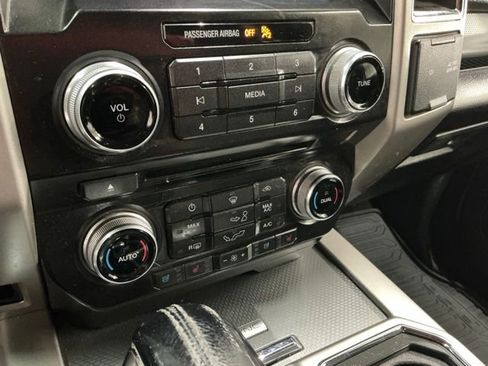 Used 2015 Ford F150 Lariat w/ Equipment Group 502A Luxury image 26