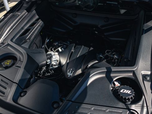 Used 2022 Maserati MC20 Coupe image 20