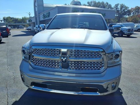 Used 2018 RAM 1500 Laramie image 8