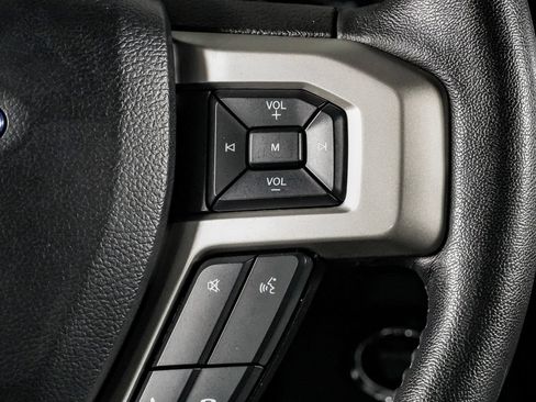 Used 2020 Ford F250 Lariat w/ Lariat Ultimate Package AWD/4WD image 18