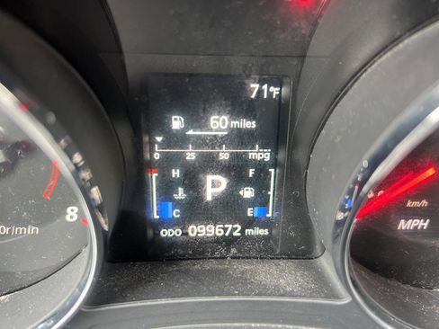 Used 2013 Buick Enclave Premium FWD image 18