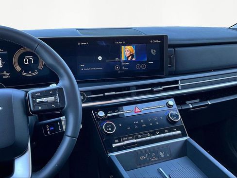 Used 2025 Hyundai Santa Fe XRT image 6