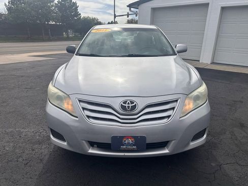 Used 2011 Toyota Camry LE image 7