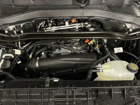 New 2026 Ford Explorer Platinum image 9