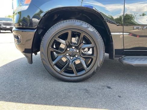 Used 2023 RAM 1500 Laramie AWD/4WD image 32