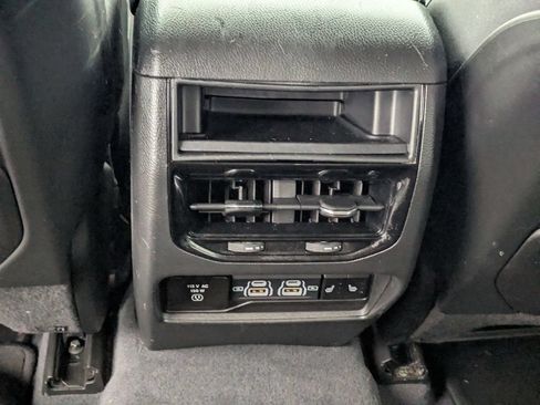Used 2023 Jeep Grand Cherokee Limited AWD/4WD image 30