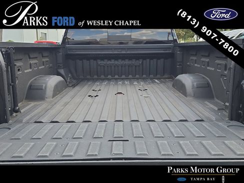 Used 2023 GMC Sierra 2500 Denali w/ Denali Black Diamond Edition AWD/4WD image 8
