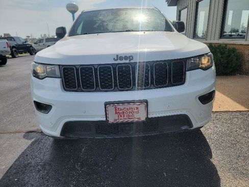Used 2021 Jeep Grand Cherokee Limited AWD/4WD image 3
