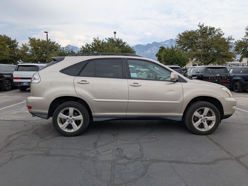 Used 2006 Lexus RX 330 AWD w/ Premium Plus Pkg image 2