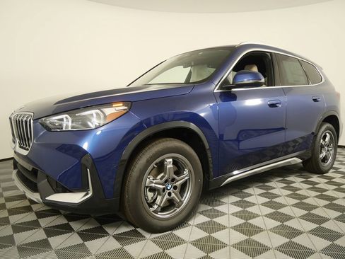 Used 2025 BMW X1 xDrive28i image 7