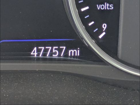 Used 2023 Buick Enclave Avenir AWD/4WD image 28