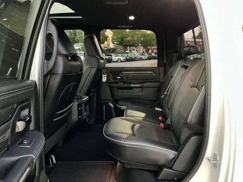 Used 2024 RAM 2500 Limited AWD/4WD image 24