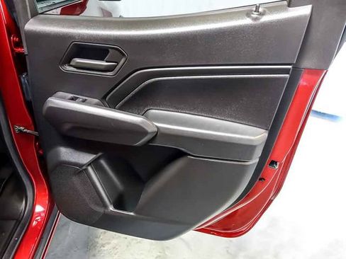 Certified 2024 Chevrolet Colorado Trail Boss w/ Technology Package AWD/4WD image 28
