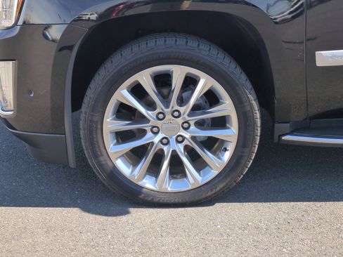 Certified 2020 Cadillac Escalade Luxury image 34