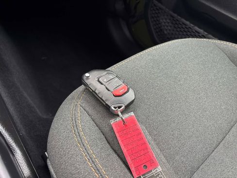 Used 2024 Jeep Wrangler Unlimited w/ Convenience Group AWD/4WD image 25