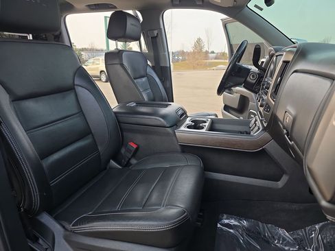 Used 2018 GMC Sierra 1500 Denali image 10