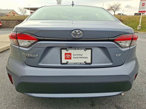 Certified 2022 Toyota Corolla LE image 9