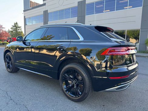 Used 2022 Audi Q8 Premium Plus w/ Premium Plus Package image 7