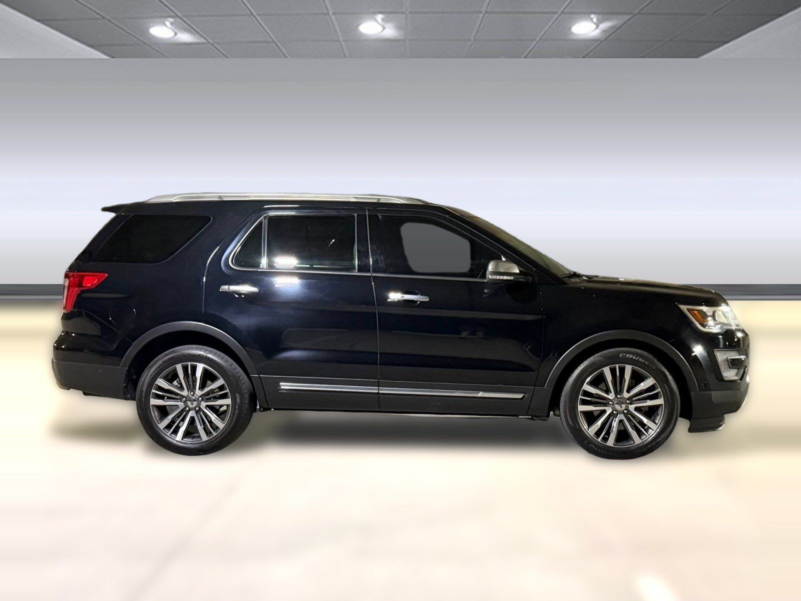Used 2017 Ford Explorer Platinum AWD/4WD image 8