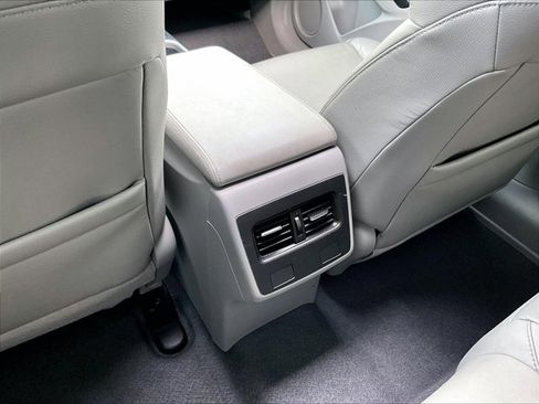 Used 2018 Acura RDX FWD image 22