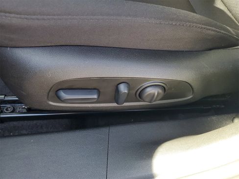 Used 2024 Chevrolet Malibu LT image 7