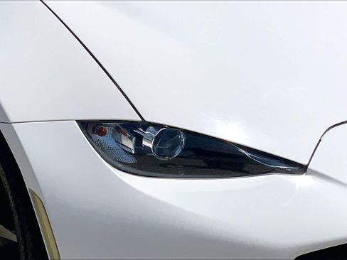 Used 2021 MAZDA MX-5 Miata Club RWD image 22