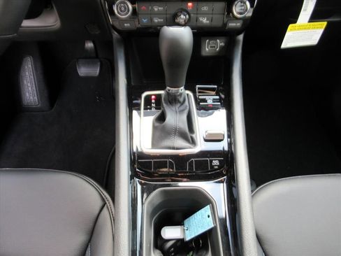 New 2026 Jeep Compass Latitude image 21