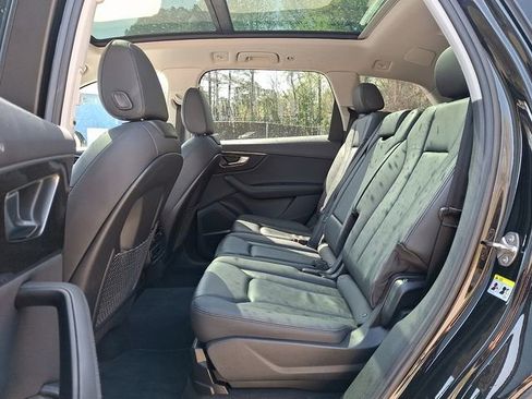 Used 2023 Audi Q7 3.0T Premium Plus image 12