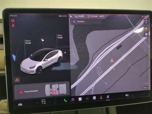 Used 2021 Tesla Model 3 Standard Range Plus image 25