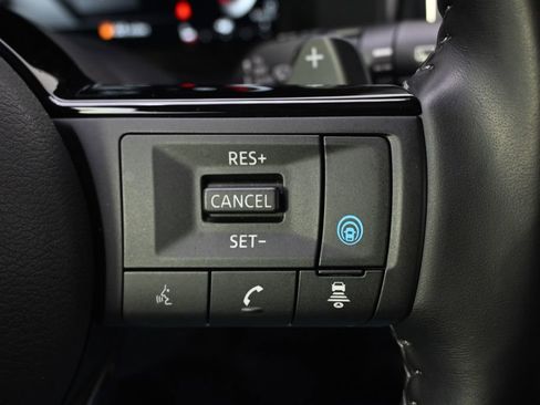 Used 2023 Nissan Pathfinder Platinum AWD/4WD image 38