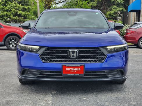 Used 2024 Honda Accord Sport image 2