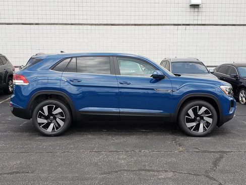 New 2026 Volkswagen Atlas Cross Sport SE AWD/4WD image 2