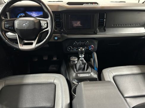 Used 2022 Ford Bronco Black Diamond AWD/4WD image 16