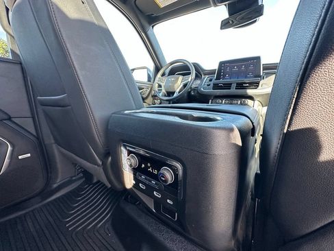 Used 2024 Chevrolet Tahoe Z71 AWD/4WD image 28