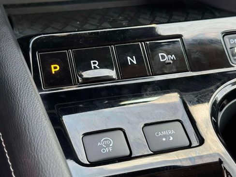 Certified 2025 Nissan Murano SV AWD/4WD image 29