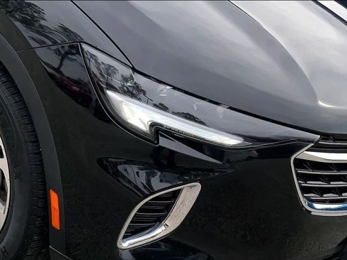 Used 2023 Buick Envision Essence image 28