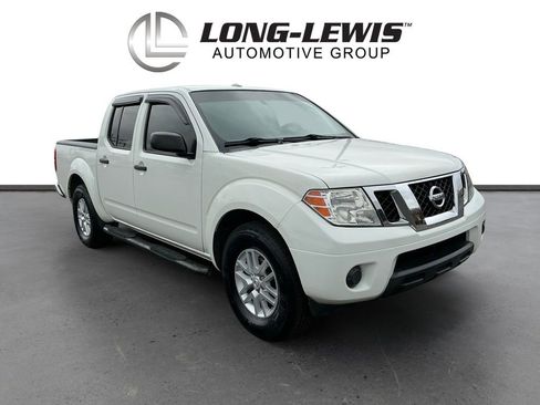 Used 2016 Nissan Frontier SV image 10