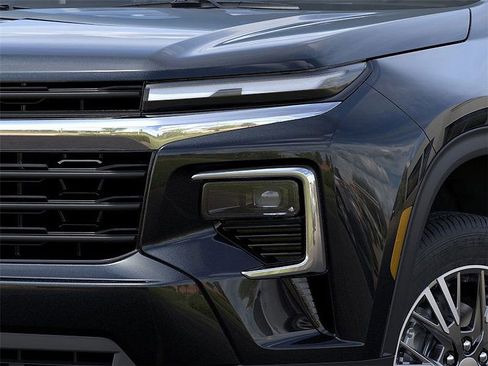 Used 2024 Chevrolet Traverse LT w/ LPO, Cargo Package image 10