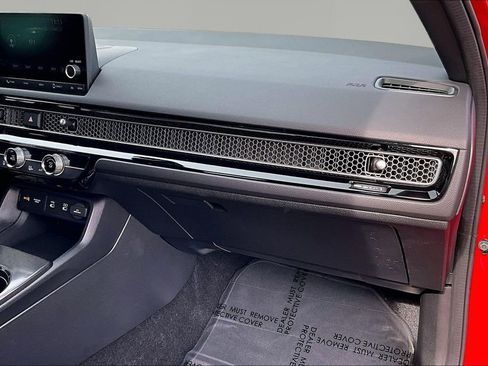 Used 2026 Honda Civic Sport image 17