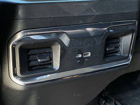 Used 2023 GMC Sierra 1500 SLT w/ SLT Premium Package image 27