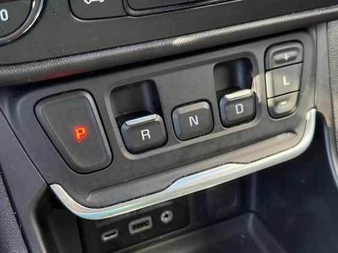 Used 2019 GMC Terrain SLT w/ Preferred Package AWD/4WD image 27