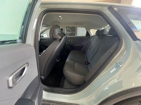 Used 2025 Kia K4 LXS image 25