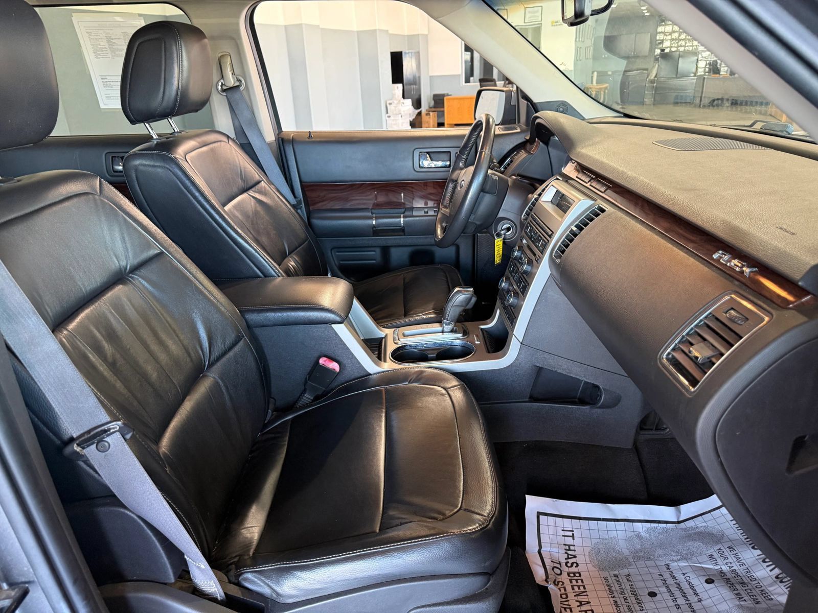Used 2009 Ford Flex SEL FWD image 10