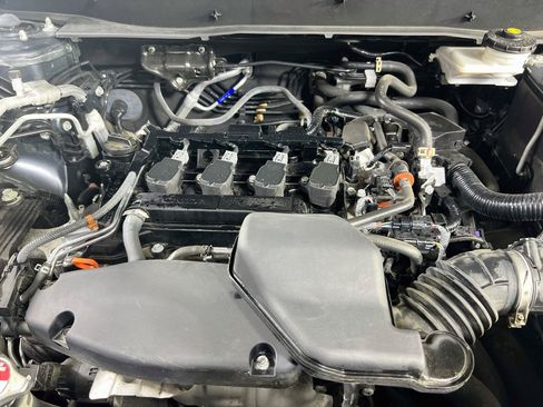Used 2024 Honda CR-V EX-L image 29