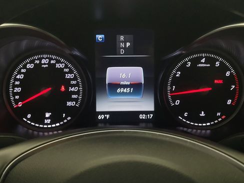 Used 2018 Mercedes-Benz C 300 4MATIC Sedan w/ Premium Package image 23