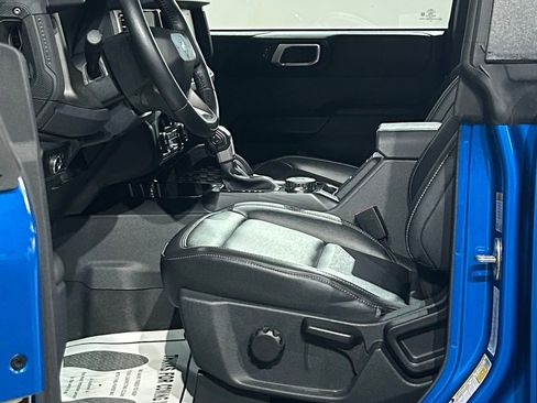 Used 2025 Ford Bronco Badlands AWD/4WD image 34